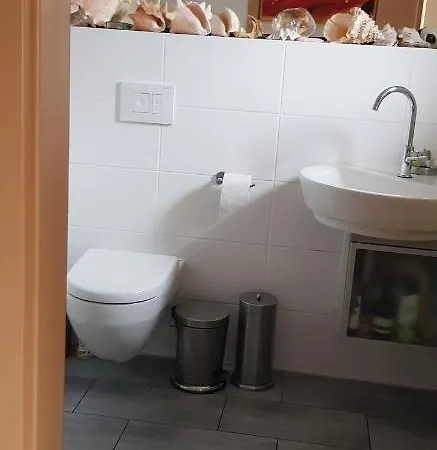 Casa vacanze Modernes Einfamilienhaus Mobliert, In Ruhiger, Doch Zentrumsnaher Lage In Halle Halle (Saale)